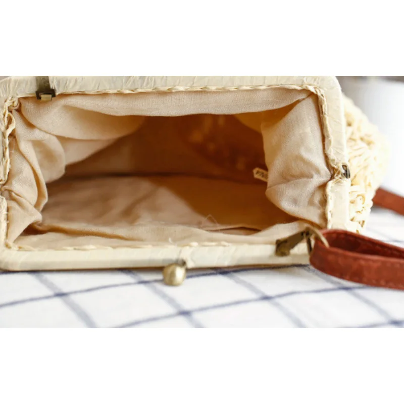 Женская плетеная сумка ручной работы стильная пляжная летняя на ремне из ротанга