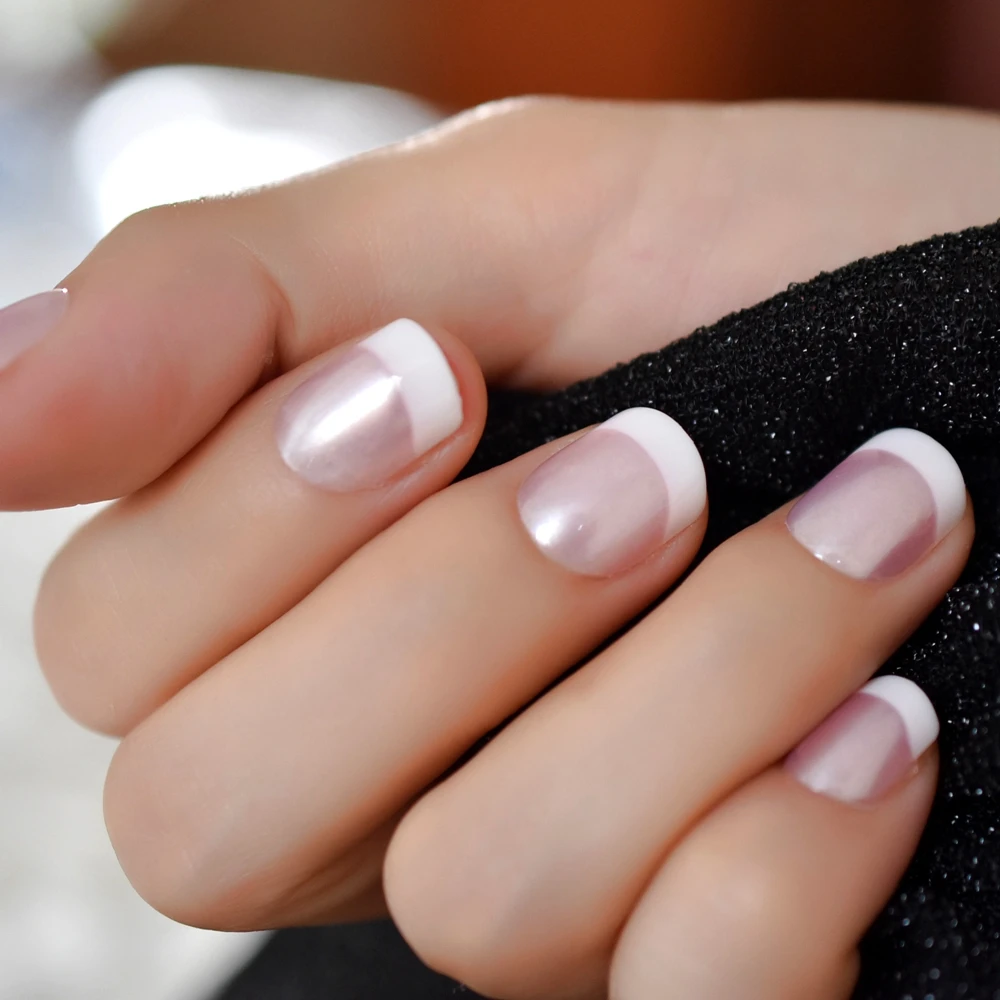 

Pearl Shine Pink French Nail White Round Fake Nails Short Glossy Satin Artificial Lady Fingernails with Adhesive