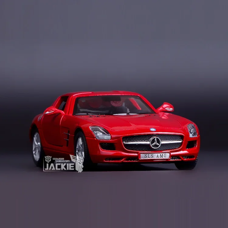 Высокая имитация изысканной коллекции игрушек: KiNSMART Стайлинг автомобиля SLS AMG