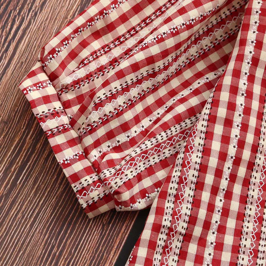 Женская свободная футболка с круглым вырезом и короткими рукавами в клетку цвет