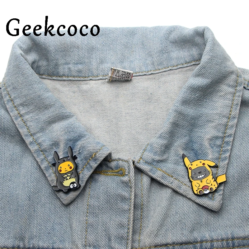 Totoro Pikachu Zinc Alloy Cartoon Pins for men women Shirt Charm insignia Clothes backpack Accessory medal Badge Brooches J0137