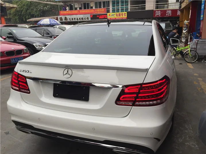 Для Benz W212 Спойлер ABS Материал заднее крыло грунтовка цвет задний спойлер для Benz W212 E320L E260L E300L E63 спойлер 2008