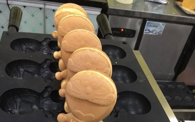 Электрическая мультяшная антипригарная вафельная форма Doraemon вафельница