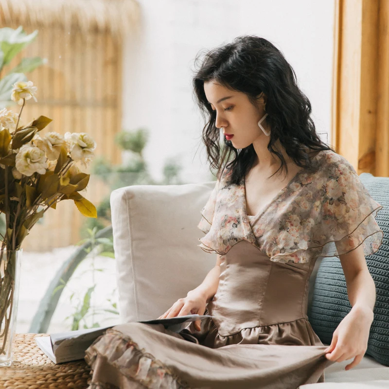 Женское платье с высокой талией v-образным вырезом и оборками в стиле ретро