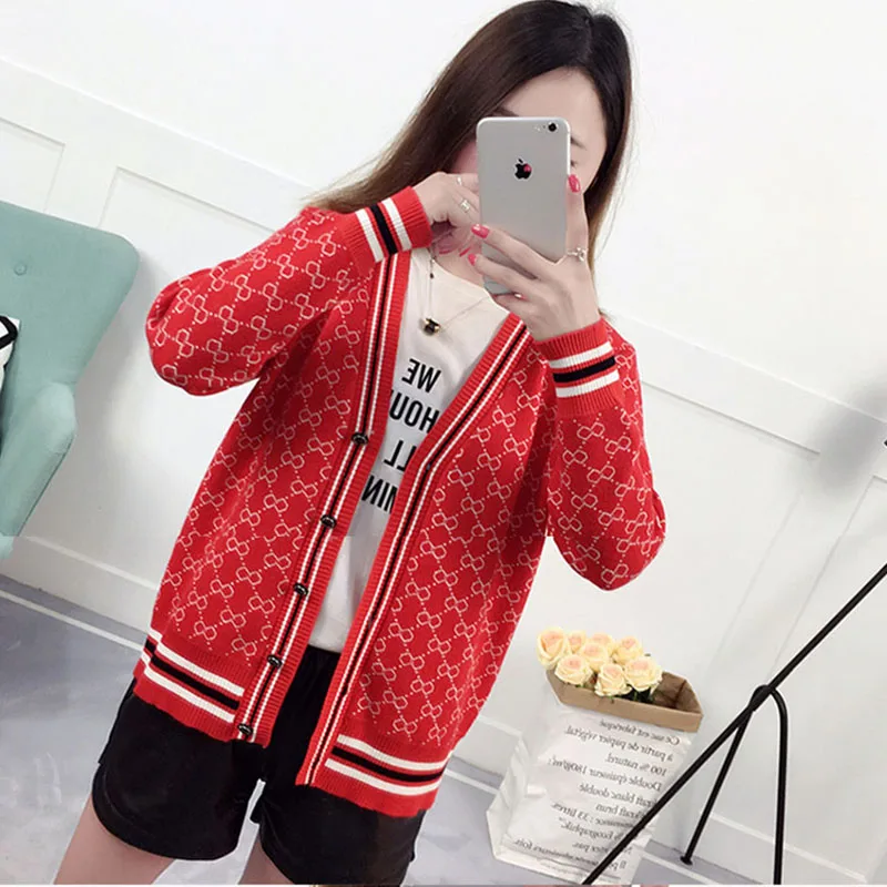 Дизайнер свитер кардиган Для женщин 2018 осень-зима вязаные свитера с кнопки