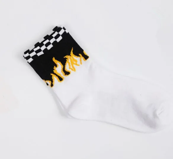 Носки мужские хлопковые с принтом Красного пламени классические короткие