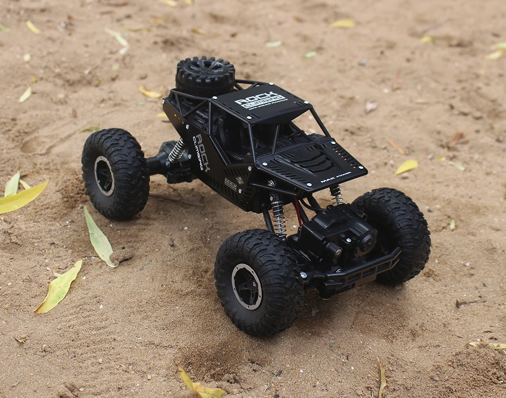 1:16 машинка на радиоуправлении 4WD 2,4 Ghz Рок Гусеничный пульт дистанционного управления игрушки машины на радиоуправлении игрушки для детей 8888