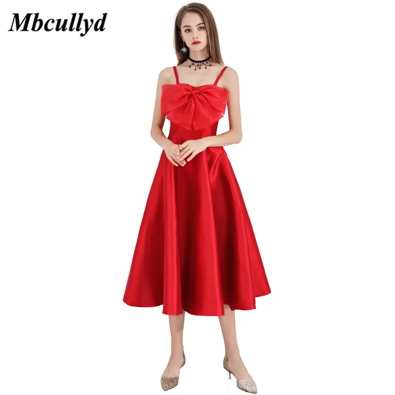 

Mbcullyd Red Satin Graduation Dresses 2019 Gorgeous Bow Backless Knee Length Special Occasion Homecoming Vestido de formatura