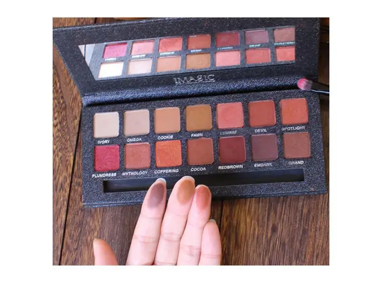 IMAGIC New fashion Beauty Boutique Renaissance Color Matte Shimmer waterpoof 14 Eyeshadow Palette make up brush 2018 |