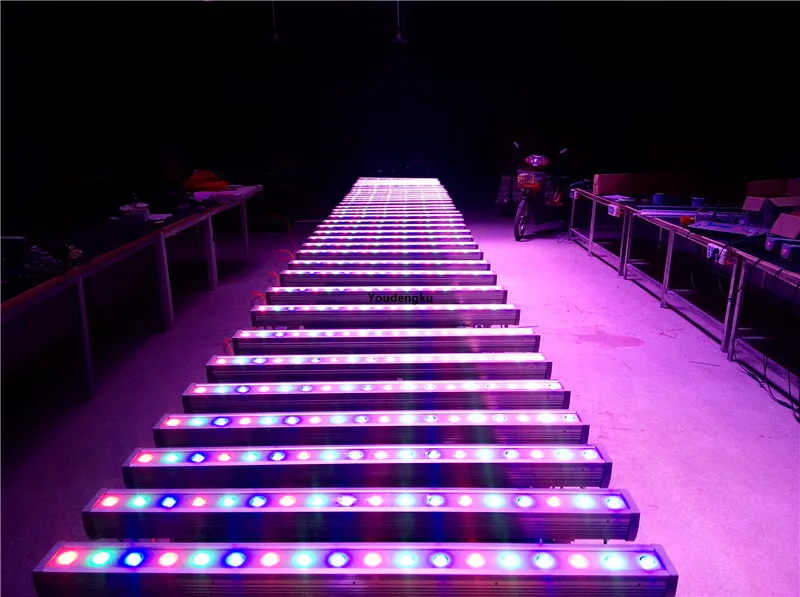 Светодиодный настенный наружный светильник уличная водонепроницаемая лампа rgb