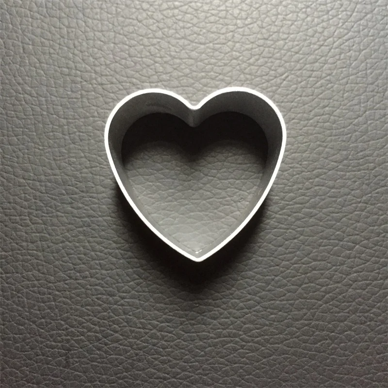 

Free shipping mini heart shape aluminium alloy Cookies cutter cookie mold pudding mold