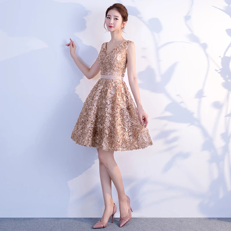 Женское короткое вечернее платье сексуальное кружевное с V-образным вырезом и