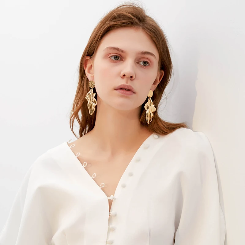 Новые серьги креативные длинные абзацы холодный ветер женственность