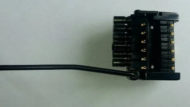 Новая безголовая электрическая гитара с двойным волнообразным мостом в черном