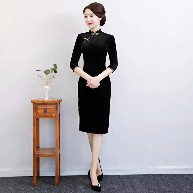 Большие размеры 3XL 4XL Новые однотонные черные бархатные Qipao благородные женские винтажные пикантные тонкие платья китайский ручной работы Кнопка Cheongsam - Цвет: Черный