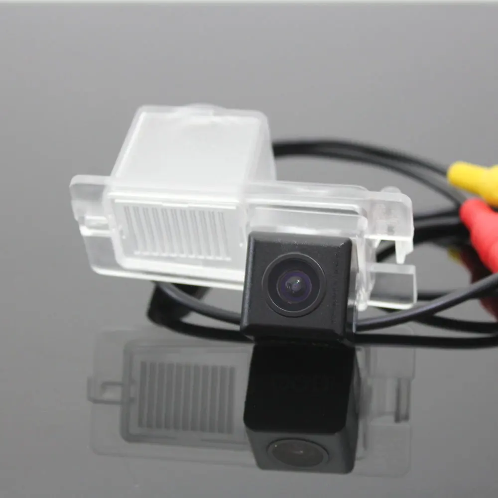 Камера заднего вида Для SsangYong Rexton Y300/Резервное копирование камера HD CCD RCA NTST