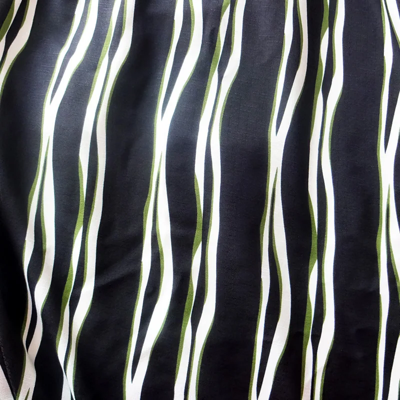 Modern Textile Fabric Twill Green Qi Small Black And White Chiffon Printing Plant Bud Stock Orders | Дом и сад