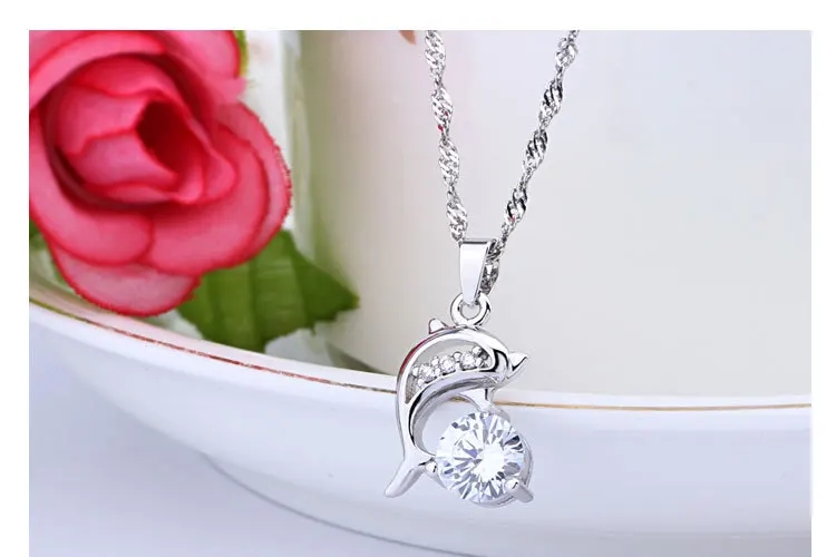 Модное короткое очаровательное женское ожерелье с подвеской в виде дельфина из