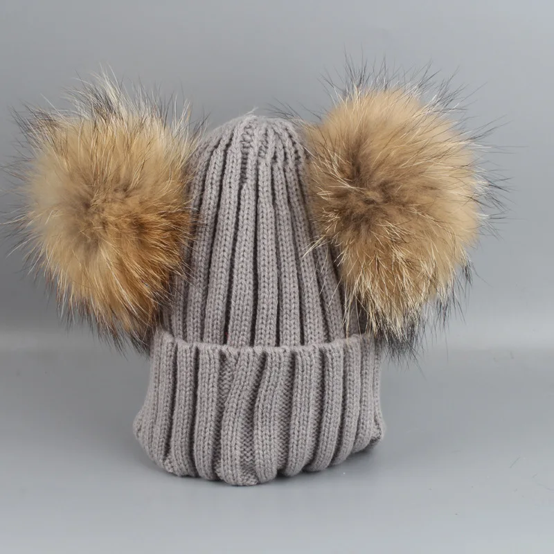 Женский акриловый шапочки Skullies шапки из меха енота Pom зимние женские меховые