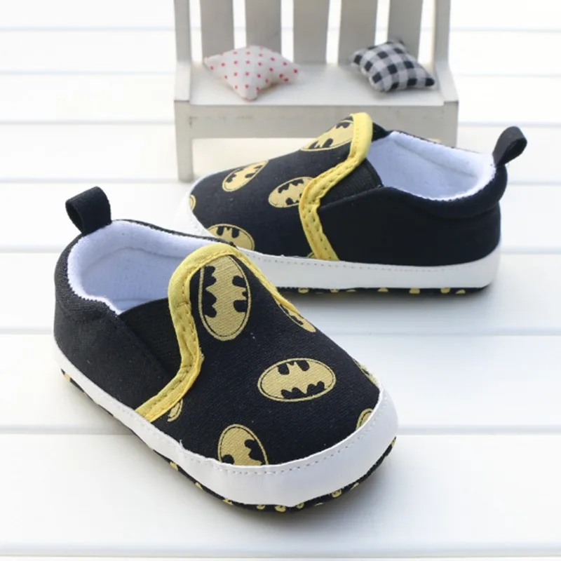 Модная детская обувь унисекс с принтом Бэтмен детские кроссовки для