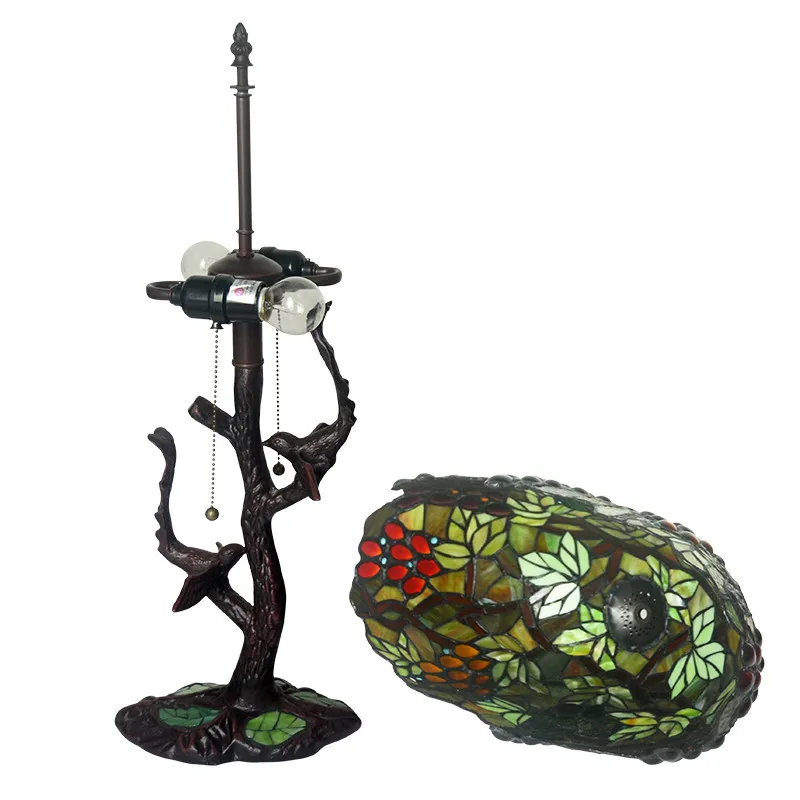 Светодиодная настольная лампа FUMAT светодиодная из витражного стекла овальная