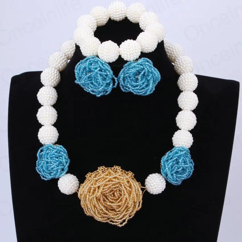 Комплект ювелирных изделий из красных и длинных жемчужин в африканском стиле