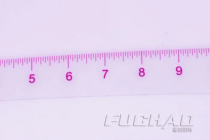 Пластиковая изогнутая линейка специальная для одежды 6324 используемая рисования
