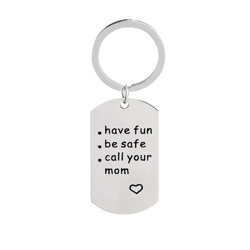 Модные подарки на выпускной брелок 2018 Веселитесь с надписью Будьте в