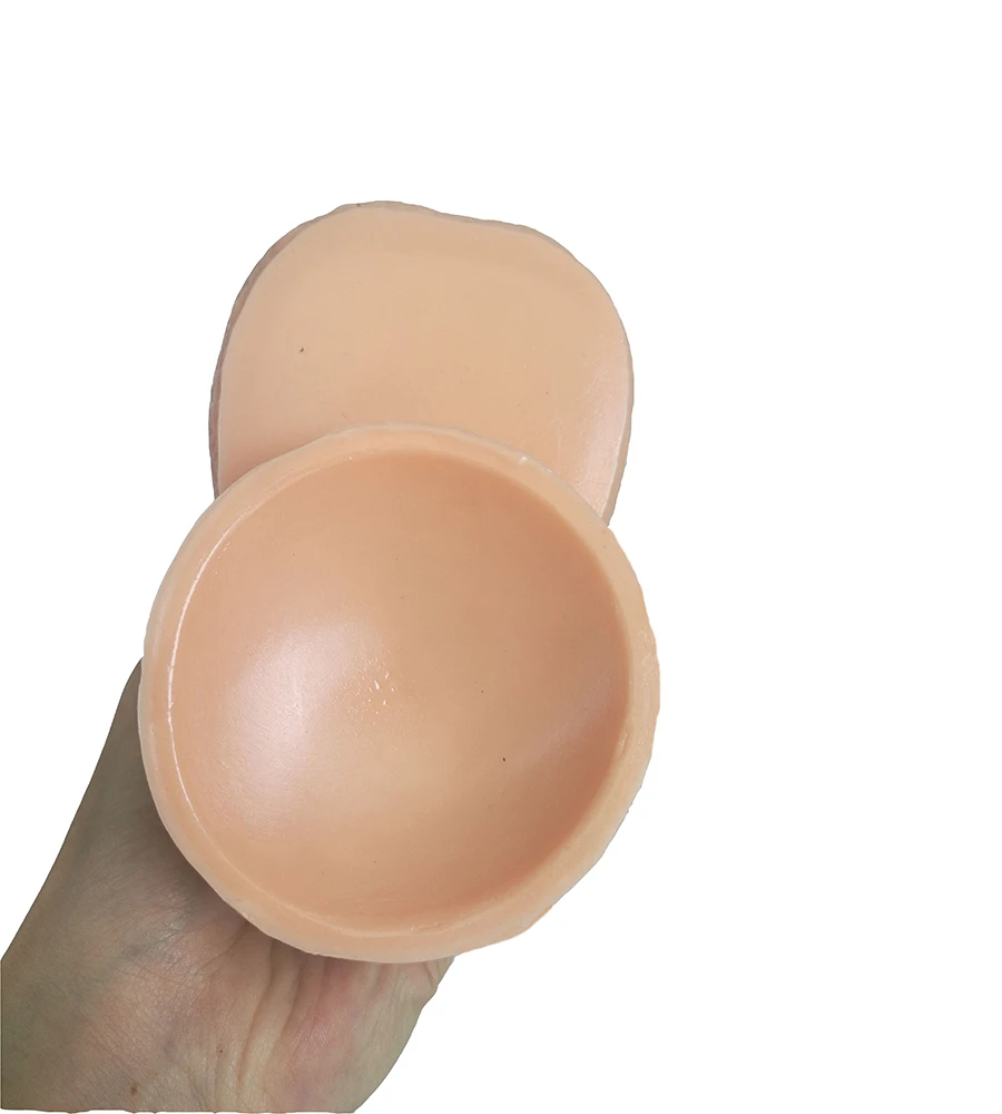 Новинка! Супер большой и толстый фаллоимитатор на присоске для женской