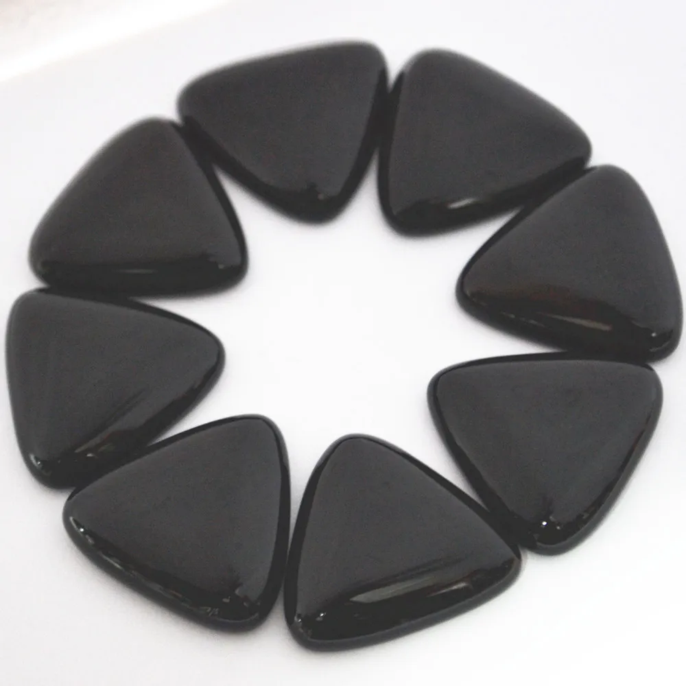 Кабошоны из натурального камня треугольный черный оникс сердолик длиной 25*25*8 мм