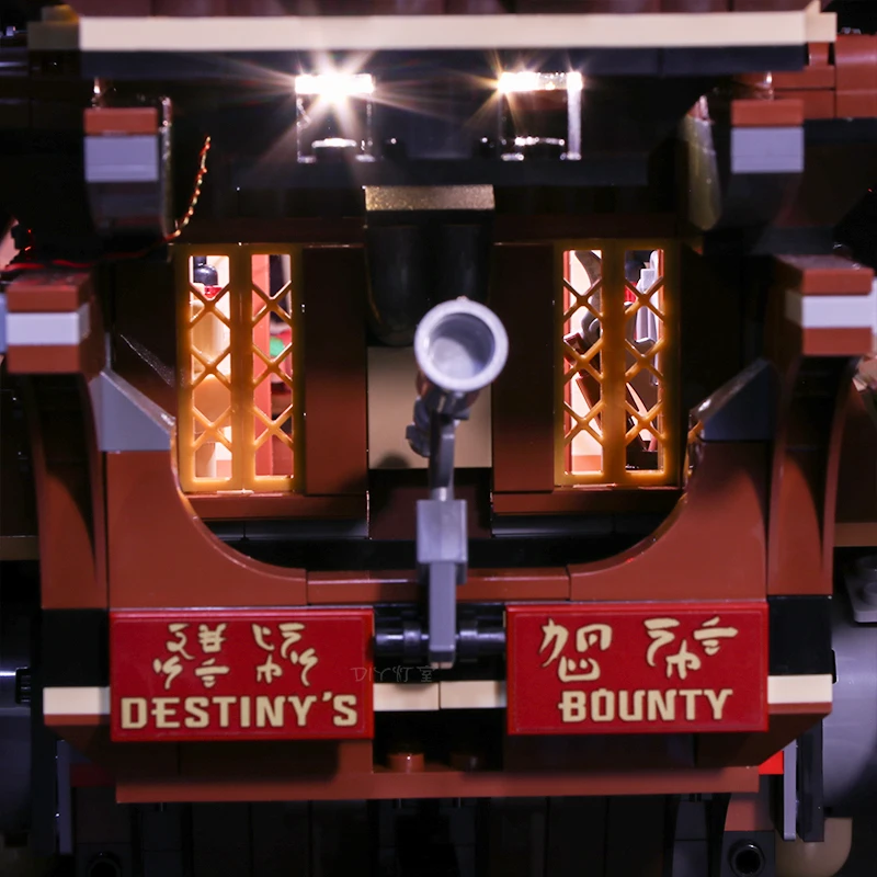 Светодиодный светильник для Stzhou 06057 Legoing Ninjago 70618 модель лодки из фильма &quotBounty&quot