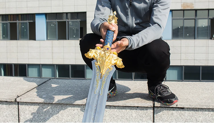 WOW The king of Stormwind Llane Wrynn I sword Lion sword length=120cm Full metal body