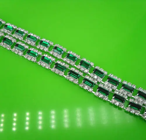 costume applique facted vertical 5x10mm resin 3mm glass crystal rhinestones silver claw chain clothes wedding decorations 10cm - Цвет: peacock green