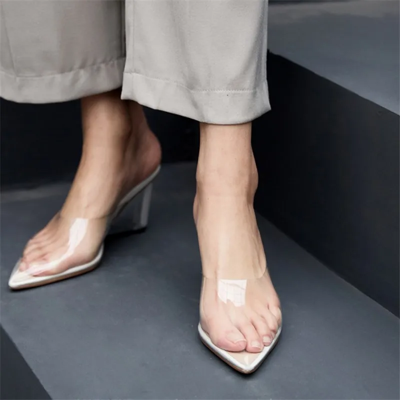 Брендовые новые женские туфли с острым носком летние на высоком каблуке Модные