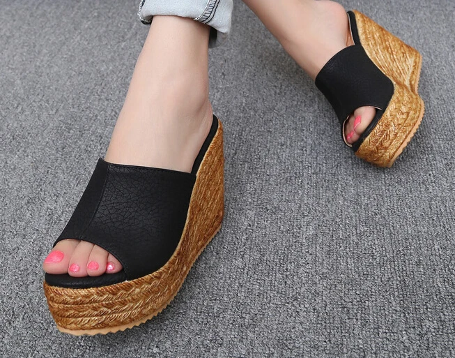 Сандалии женские пляжные на платформе Босоножки с открытым носком танкетка