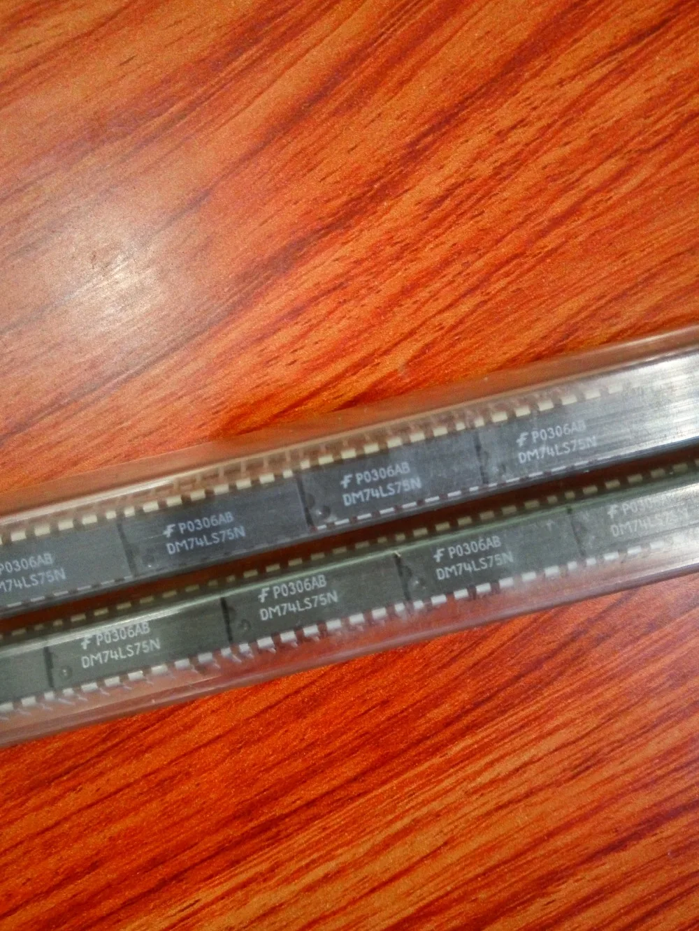 

100% Original New DM74LS75N 74LS75 DIP16 sbbowe by AliExpress Standard Shipping