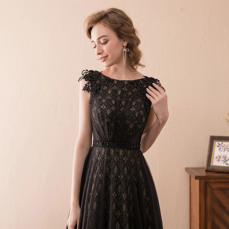 

New Transparent Sleeveless Evening Dresses Appliques Beaded Scoop Neck Formal Party Dresses Illusion Bodice Vestido De Formatura