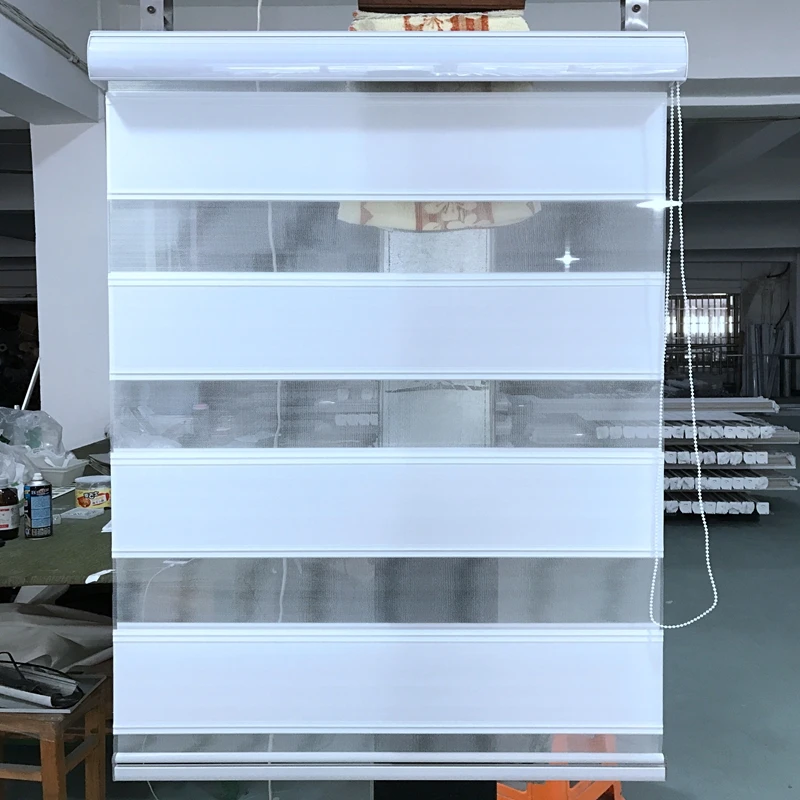 Шторы с зебрами на заказ полупрозрачные двухслойные белые Популярные шторы для