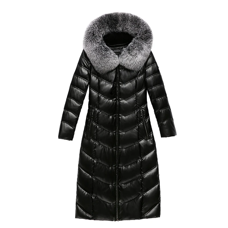 Пуховик женский из натуральной овчины с капюшоном и меховым воротником большого