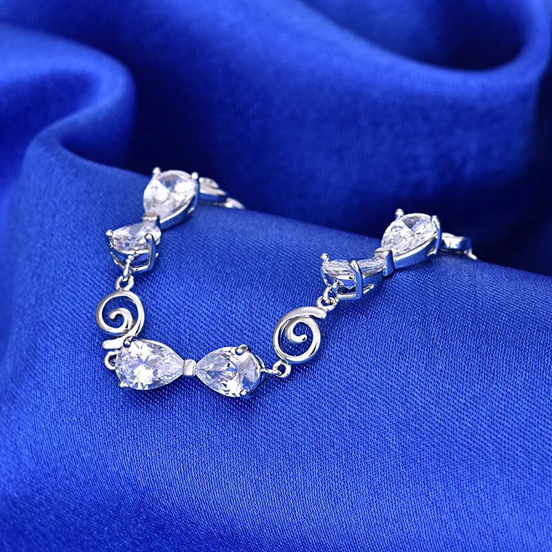 Инкрустация из циркония подарок для подруги галстук бабочка полевой спиральный