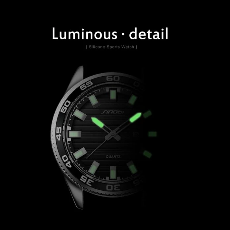 на море с часами.