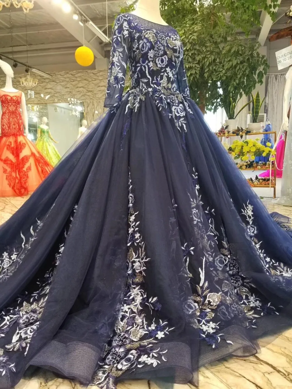 H&S BRIDAL Vintage Long sleeve prom dresses appliques evening gowns robe de soiree abendkleider navy blue prom gowns