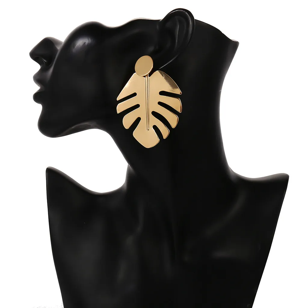 Модные сережки из сплава женские серьги|Серьги-гвоздики| |