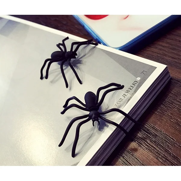 2 шт. Черный Паук уха шпильки Хэллоуин бижутерия панк серьги матовые Chic Earstud