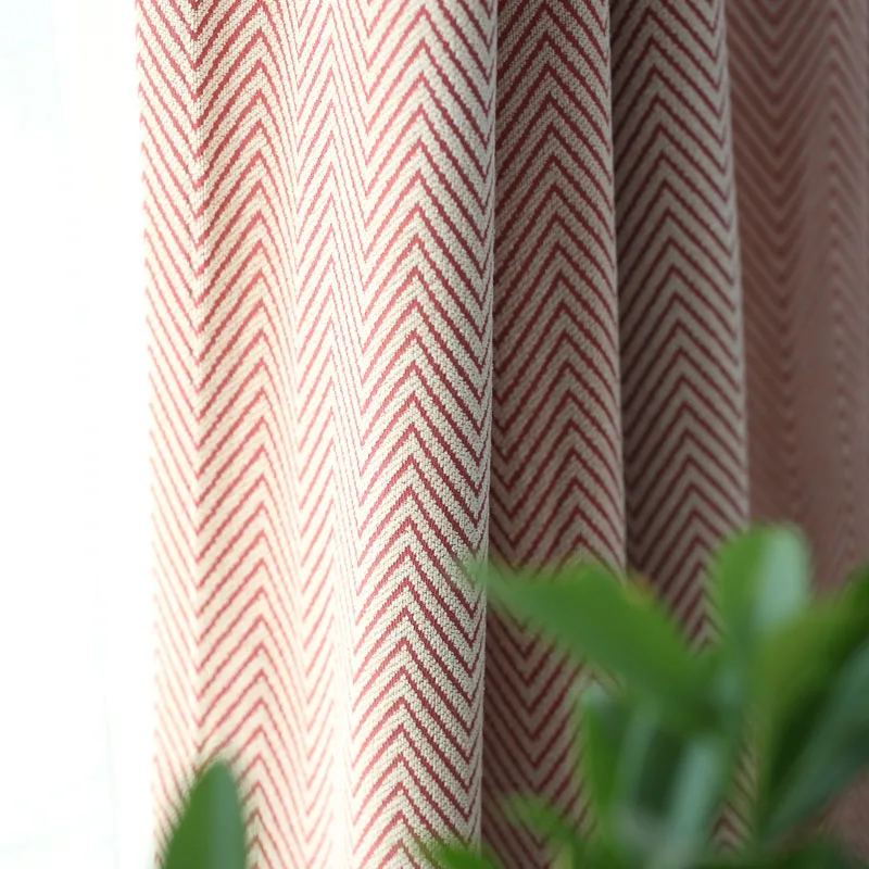 Современные розовые светонепроницаемые шторы для гостиной с геометрическим