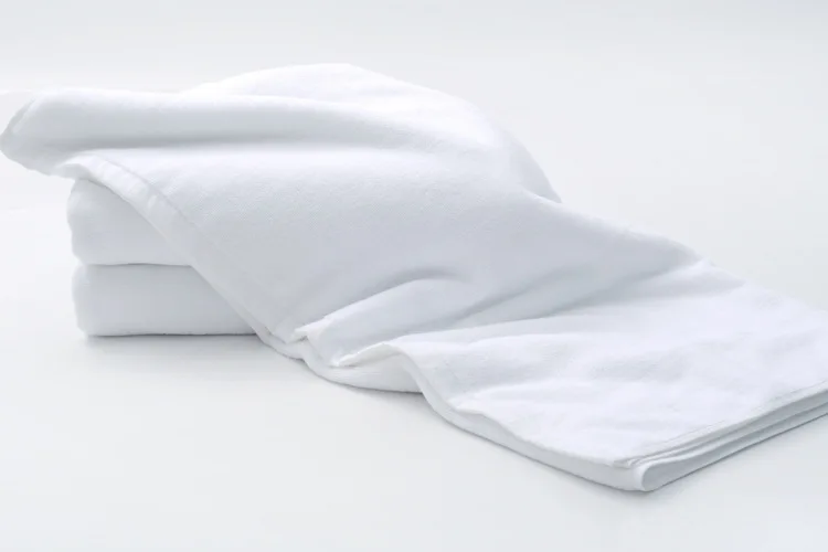 Роскошное белое хлопковое банное полотенце для взрослых в отеле спа-сауны