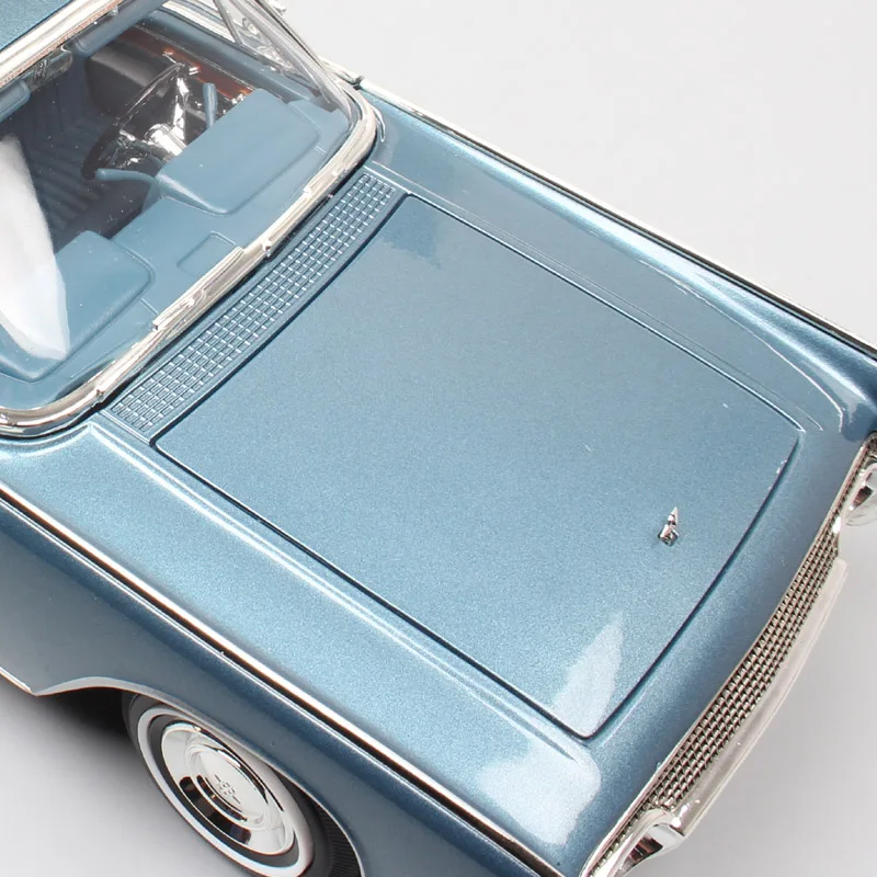 Классические большие весы, автомобильные 1:18, бренды 1961, LINCOLN, континентальные металлические модели автомобилей, Diecasts& Toy Vehicles для детской коллекции