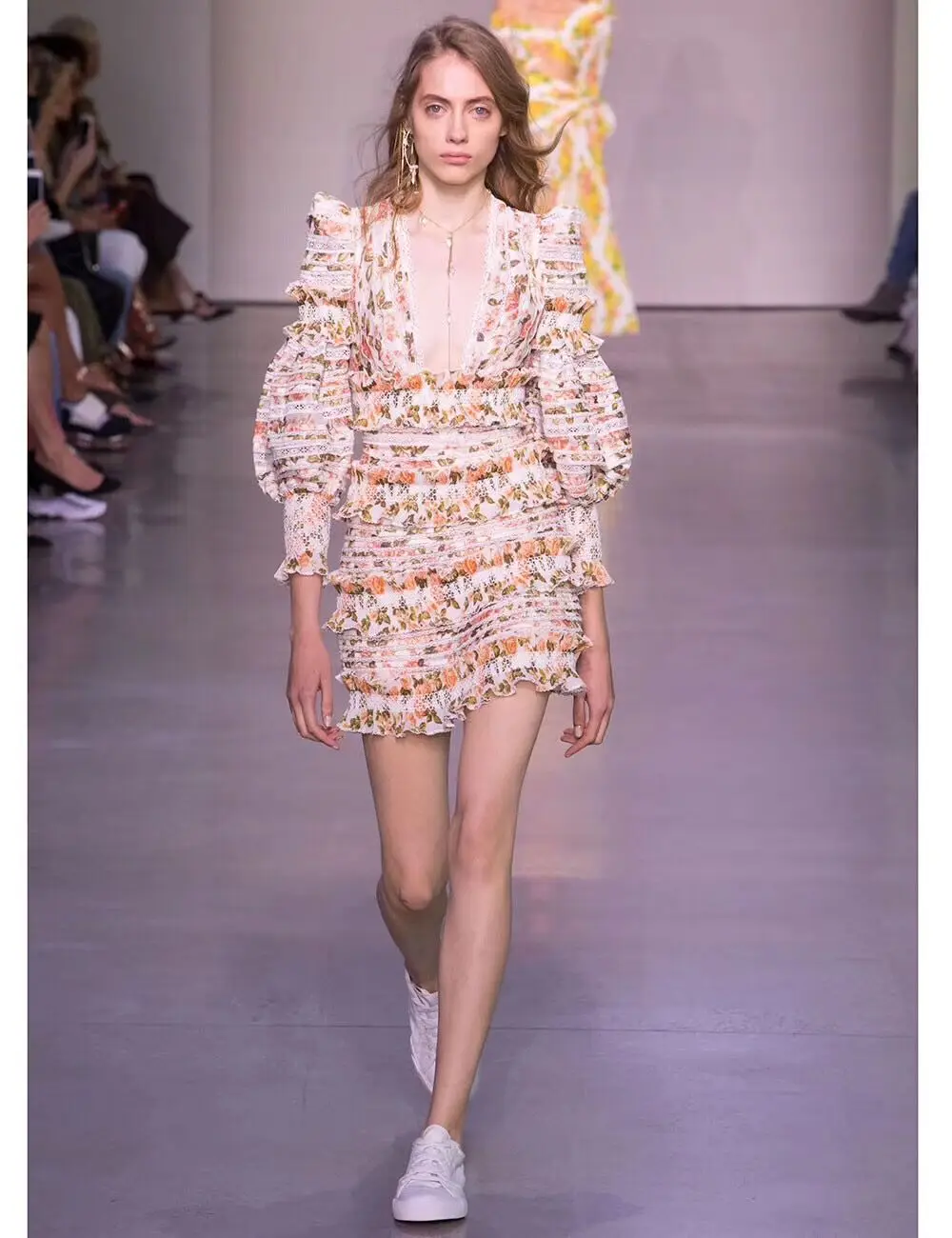 Silk and linen printed deep V-neck blister sleeve Floral Dress sexy dress short | Женская одежда