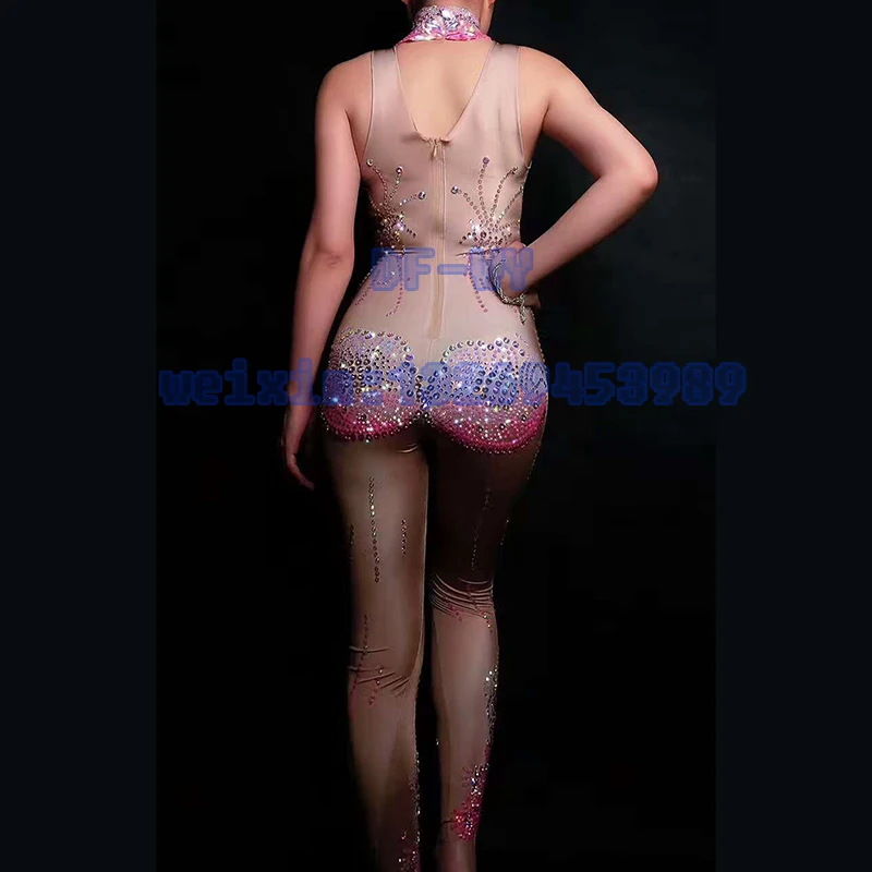 

Dance club concert singer, gorgeous and sexy color shining in the Rhine conjoined in tights for stage performance clothing