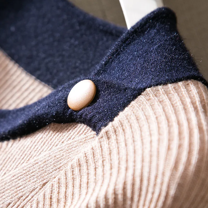 Женское трикотажное платье трапеция элегантное цветное с длинным рукавом и